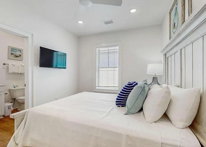 Brillant Near With Shared Pool Balcony And Washer & Dryer Gulf Shores